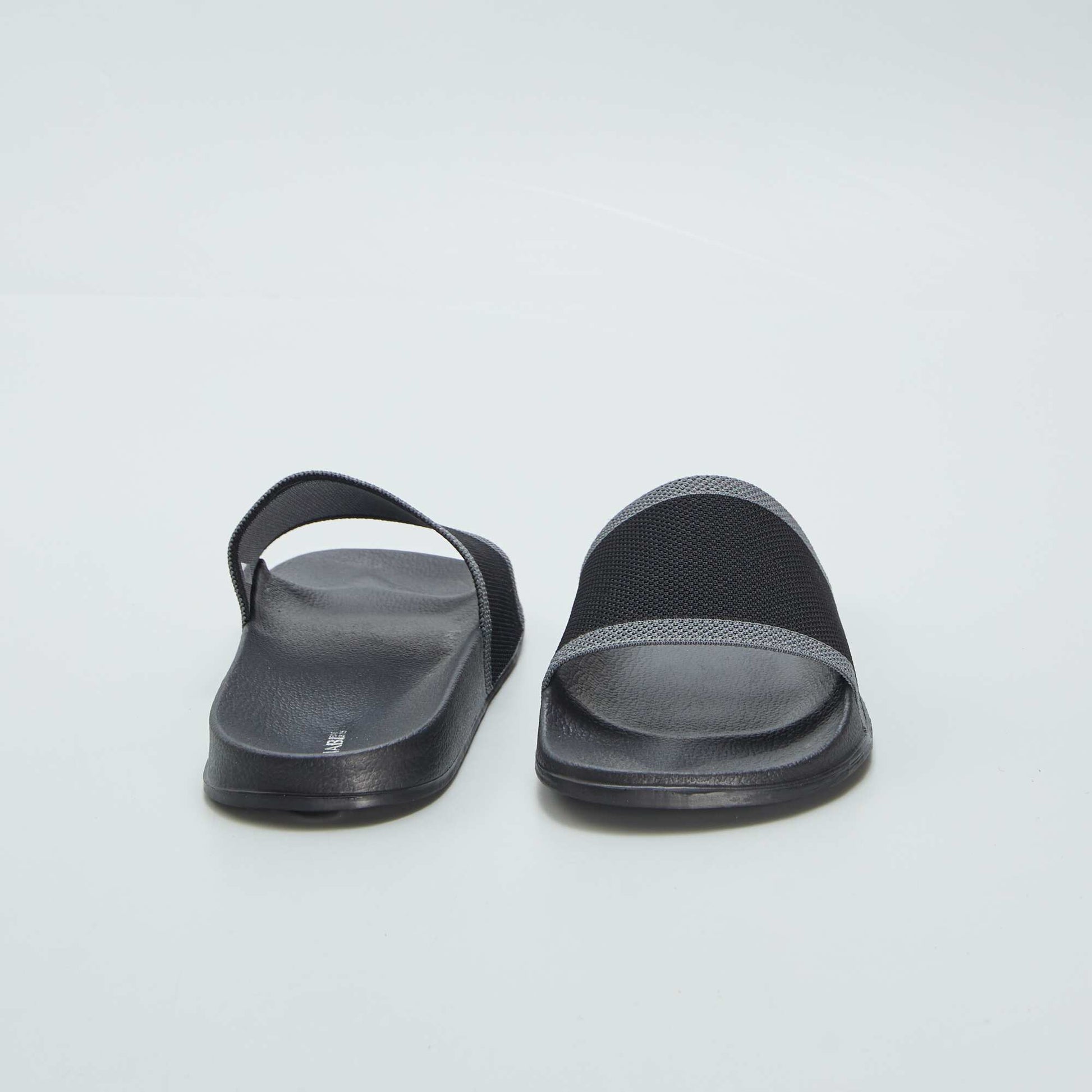 Sandales en tissu ajour noir