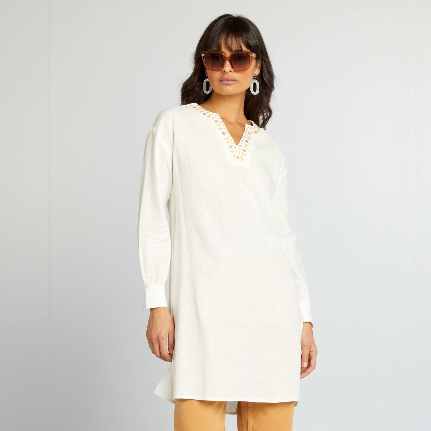 Blouse longue en lin avec col tunisien Blanc