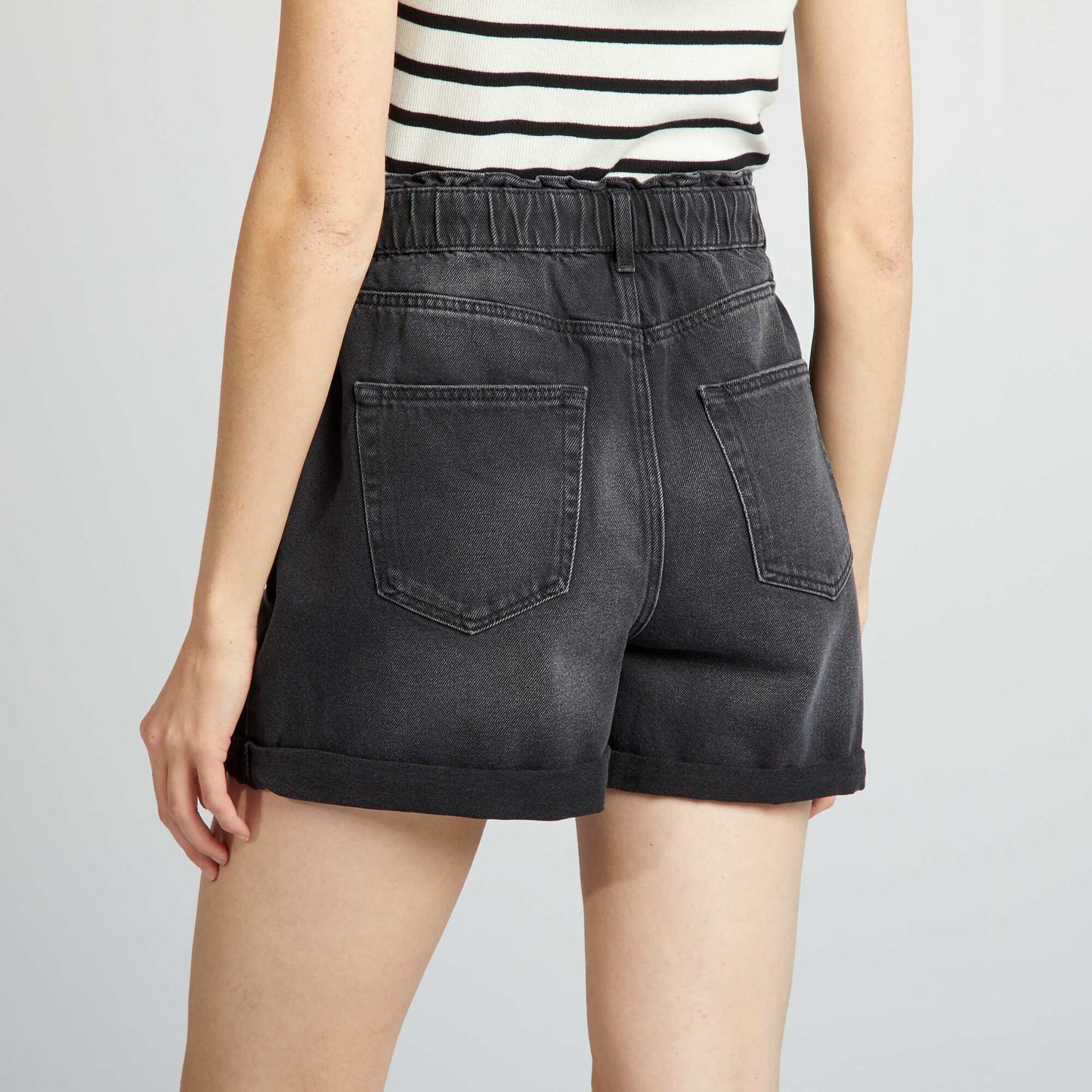 Short en jean Noir