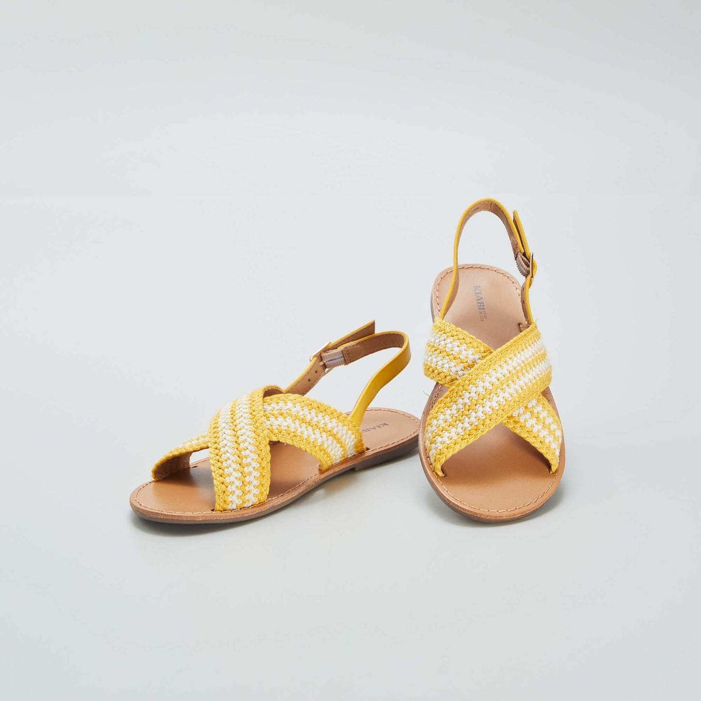 Sandales plates brides crois es Jaune