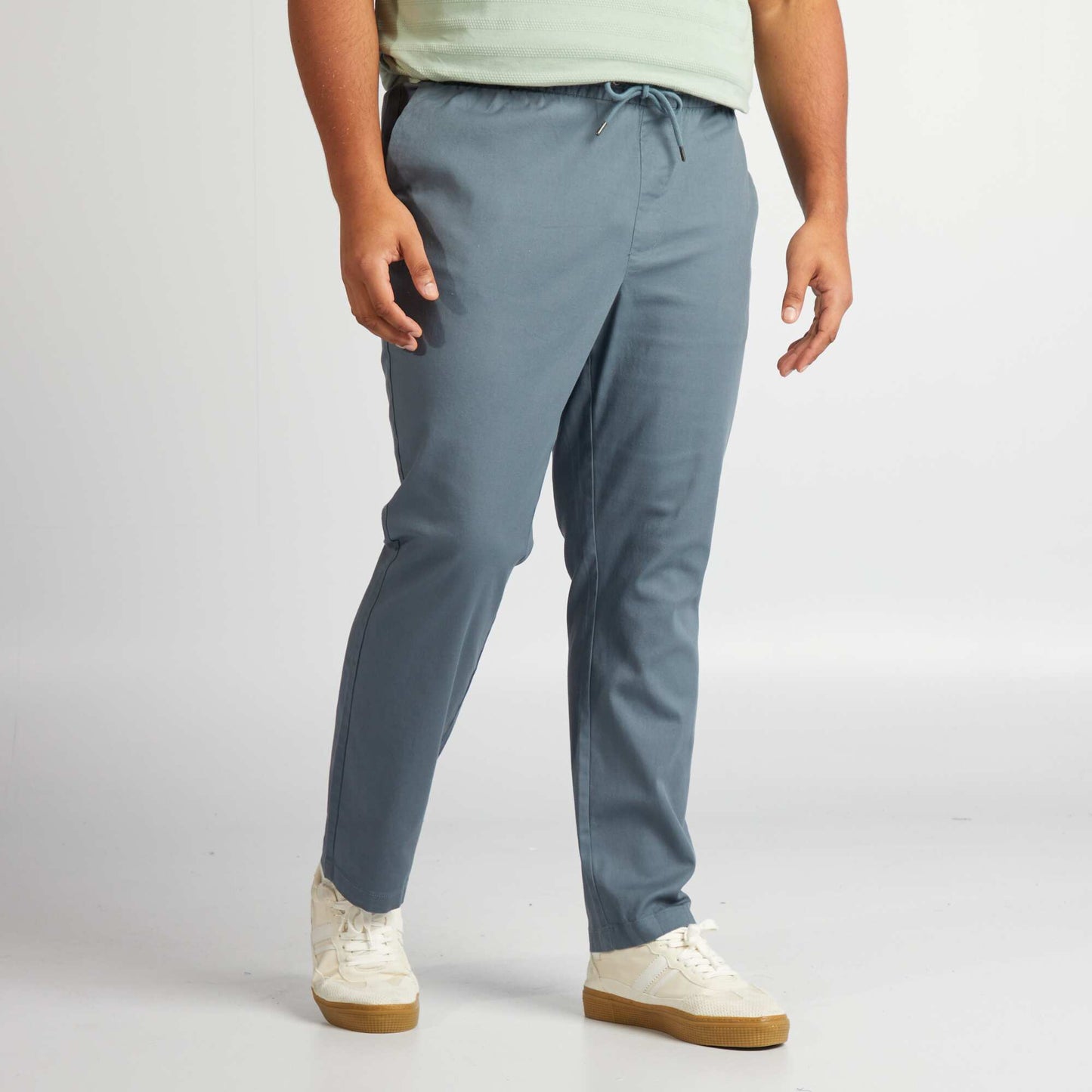 Pantalon chino   taille  lastiqu e Gris