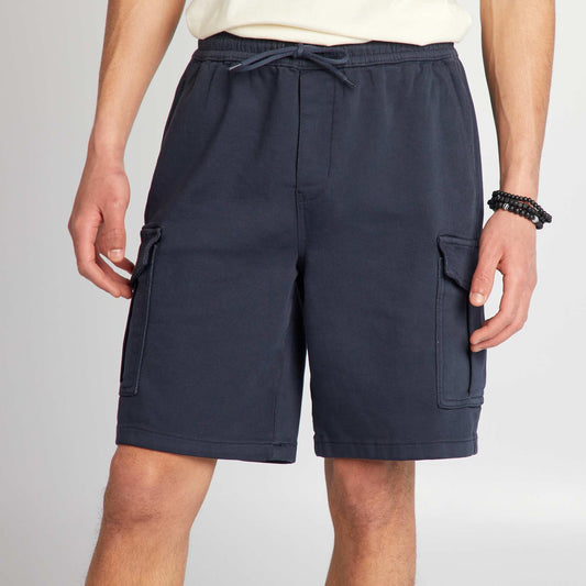 Short avec poches sur les c t s Bleu marine