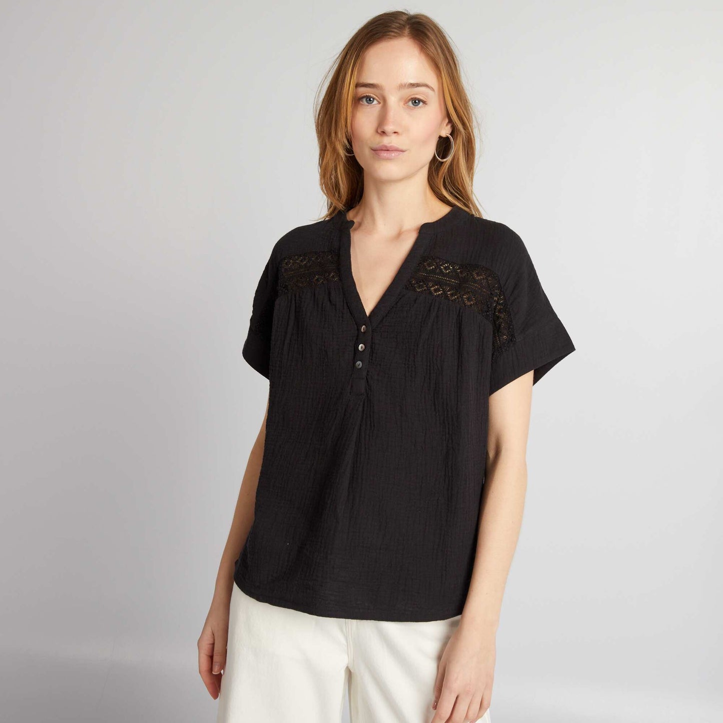 Blouse   manches courtes en gaze de coton noir