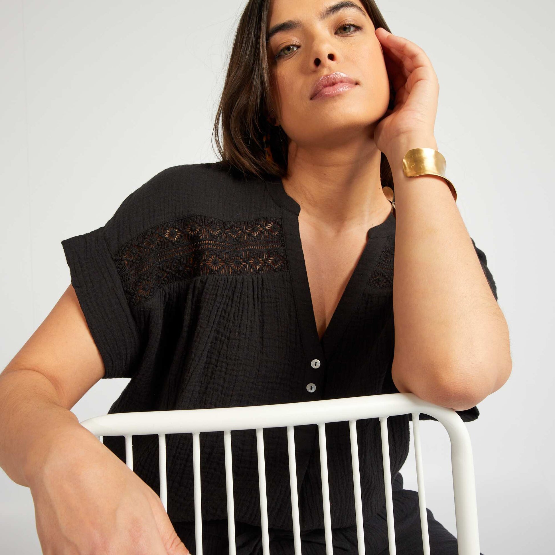 Blouse en gaze de coton manches courtes noir
