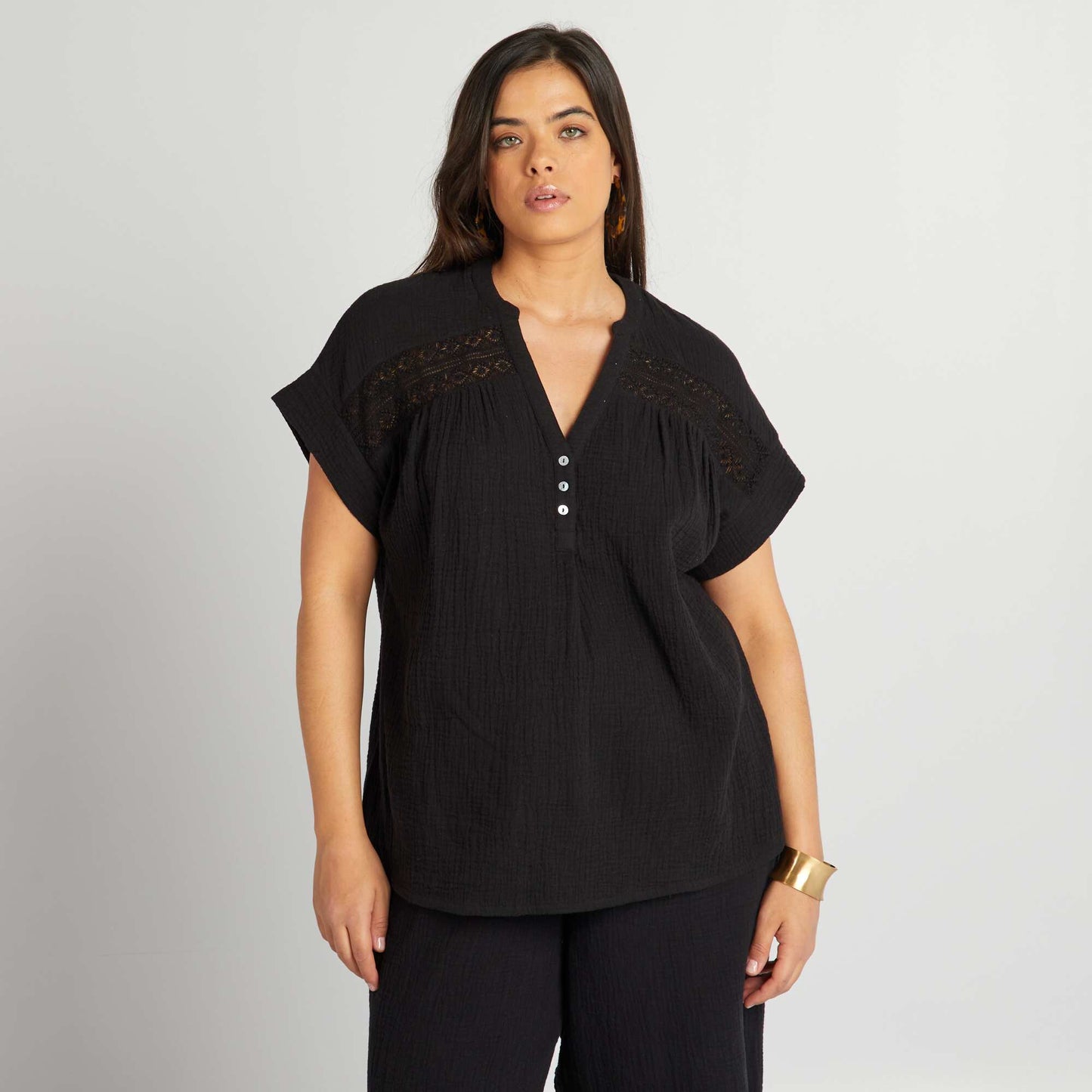 Blouse en gaze de coton   manches courtes noir