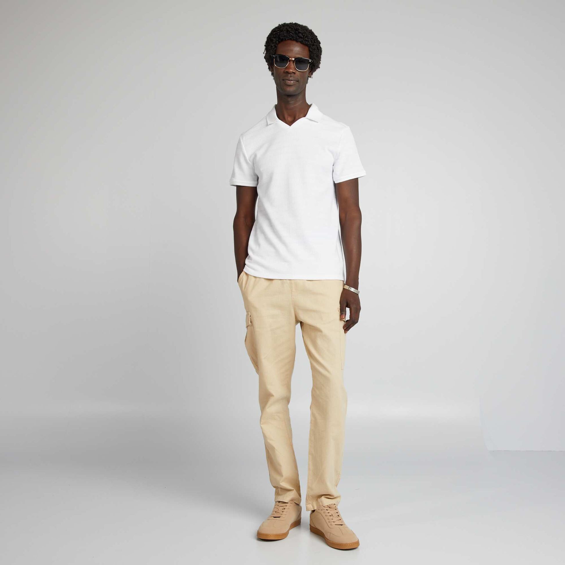 Polo en maille textur e col V blanc