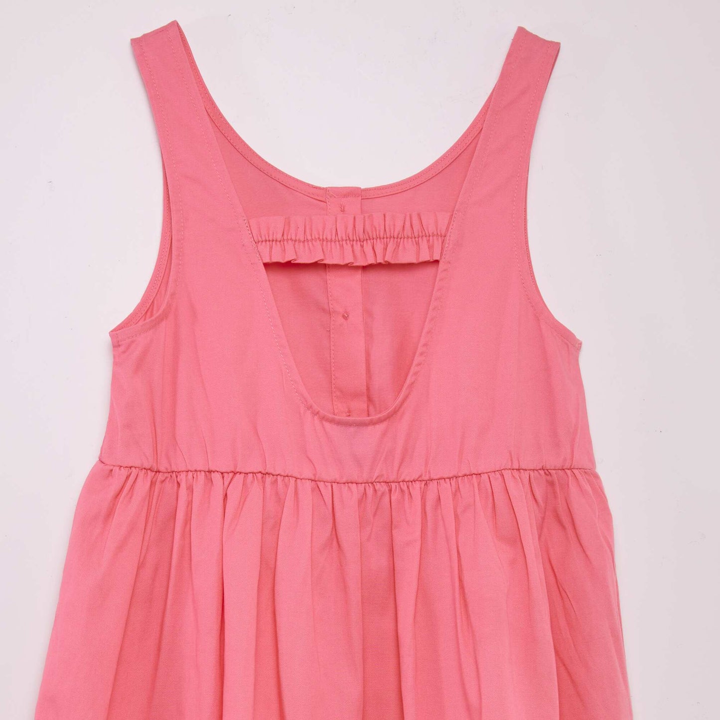 Robe sans manches ouverture au dos rose