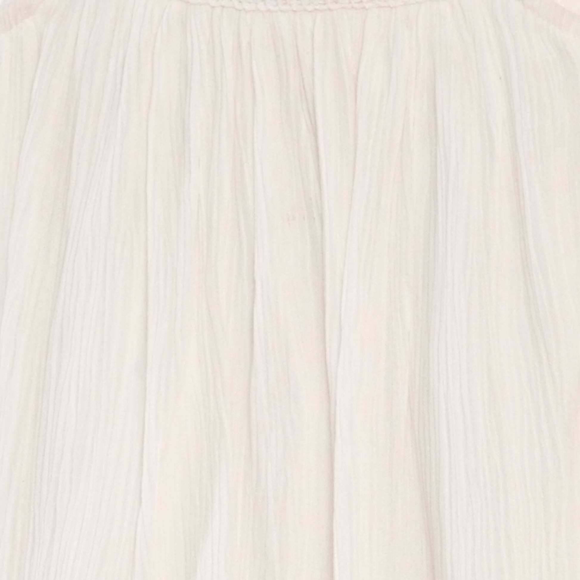 Robe vas e avec broderie blanc