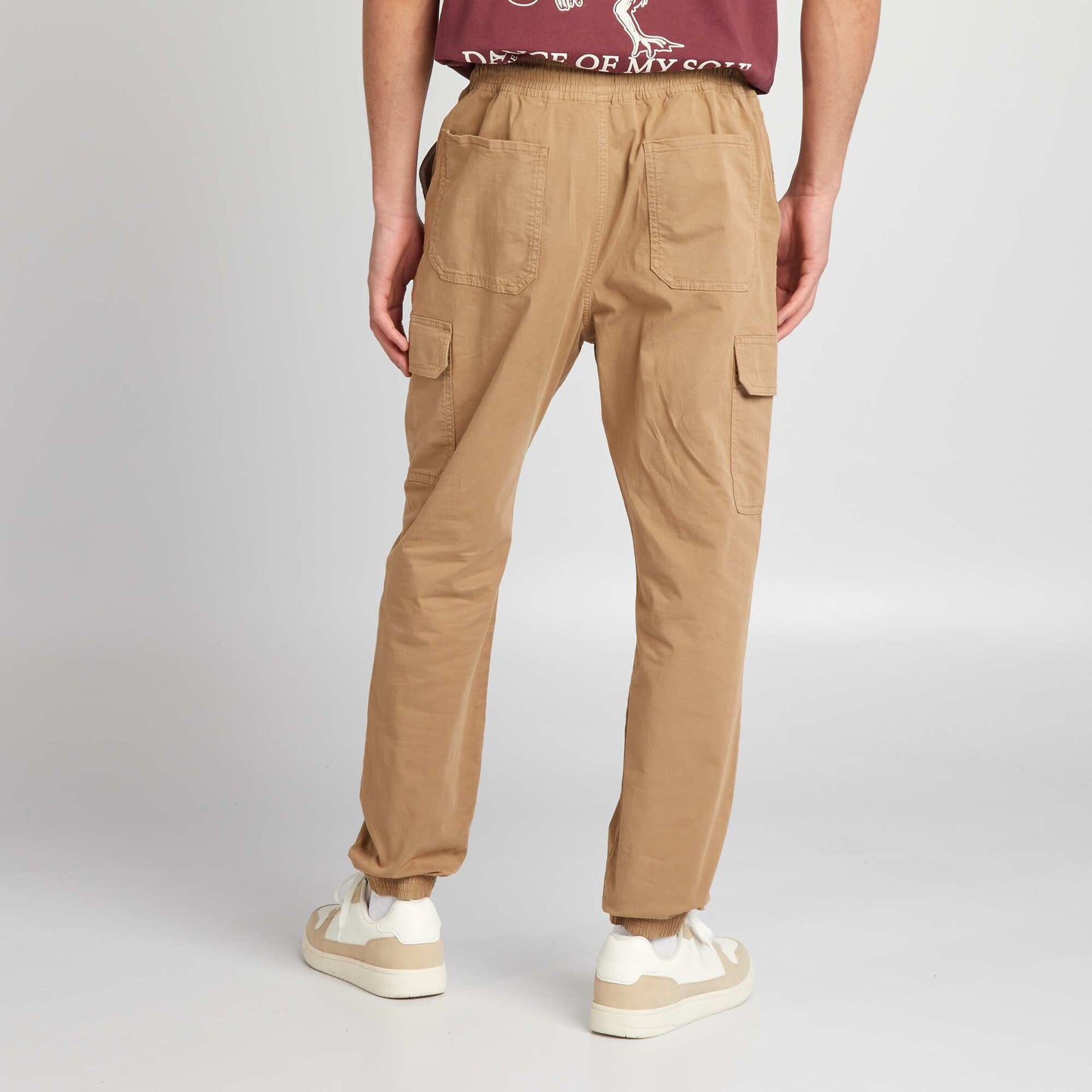 Pantalon avec poches sur les c t s Beige