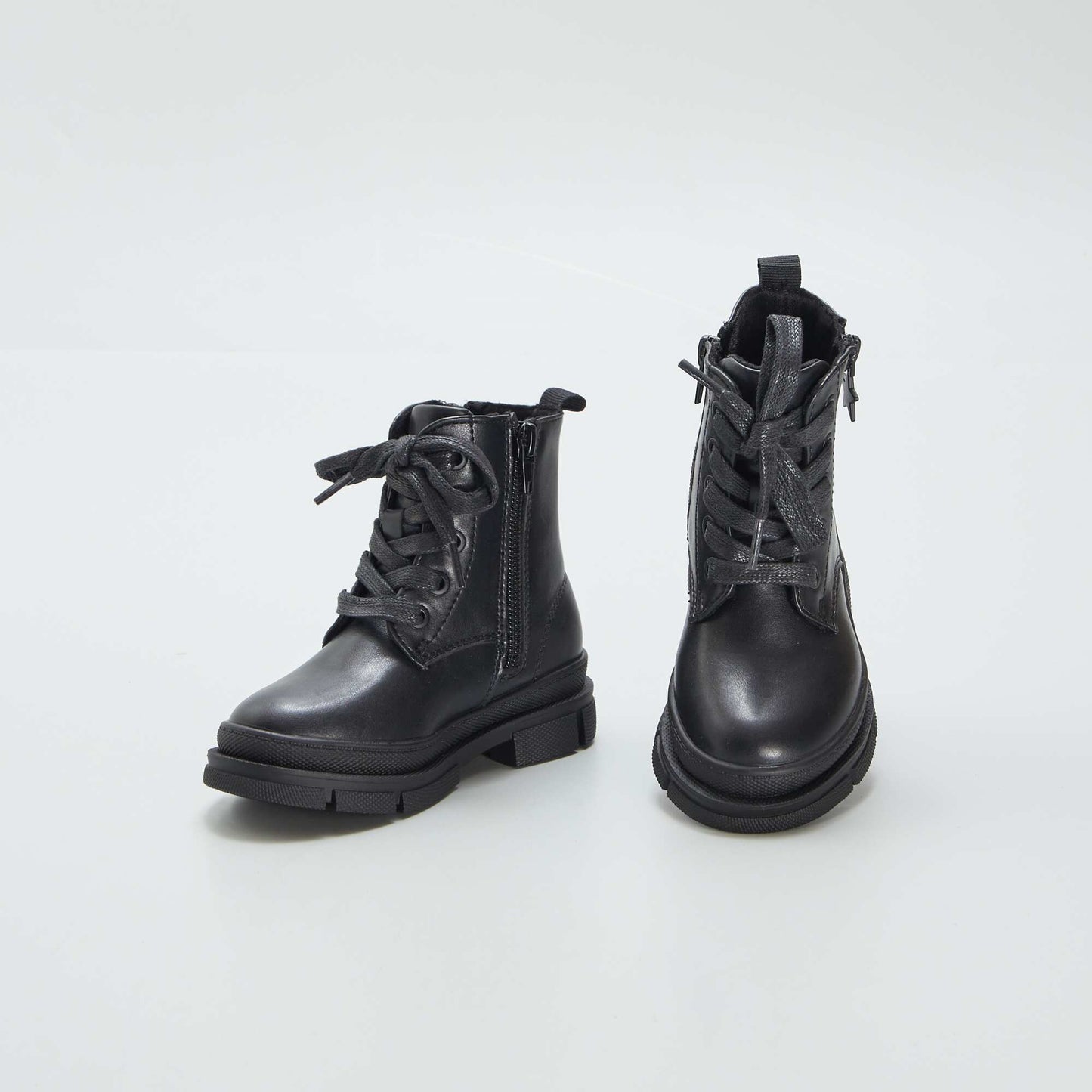 Bottines lacets et fermeture Noir