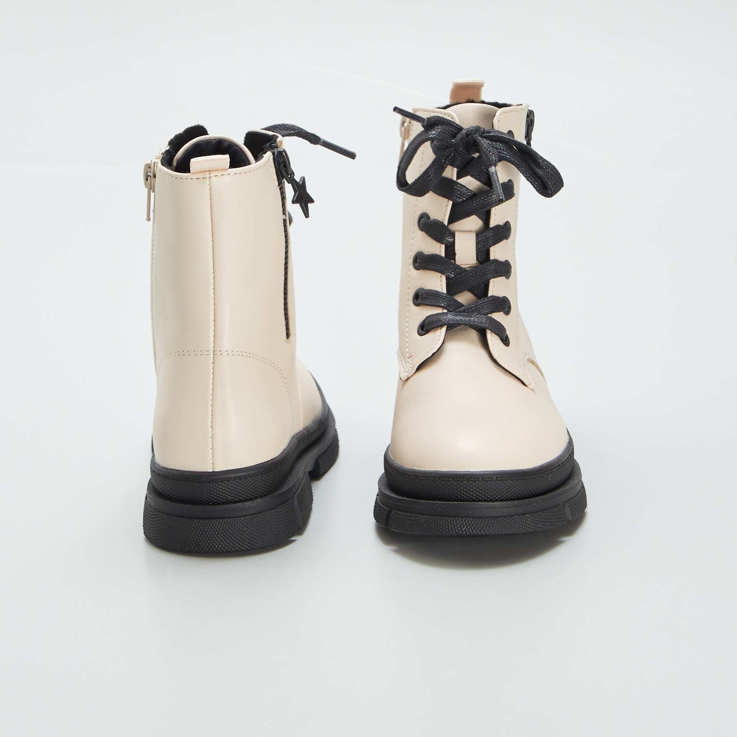 Boots type godillot Beige