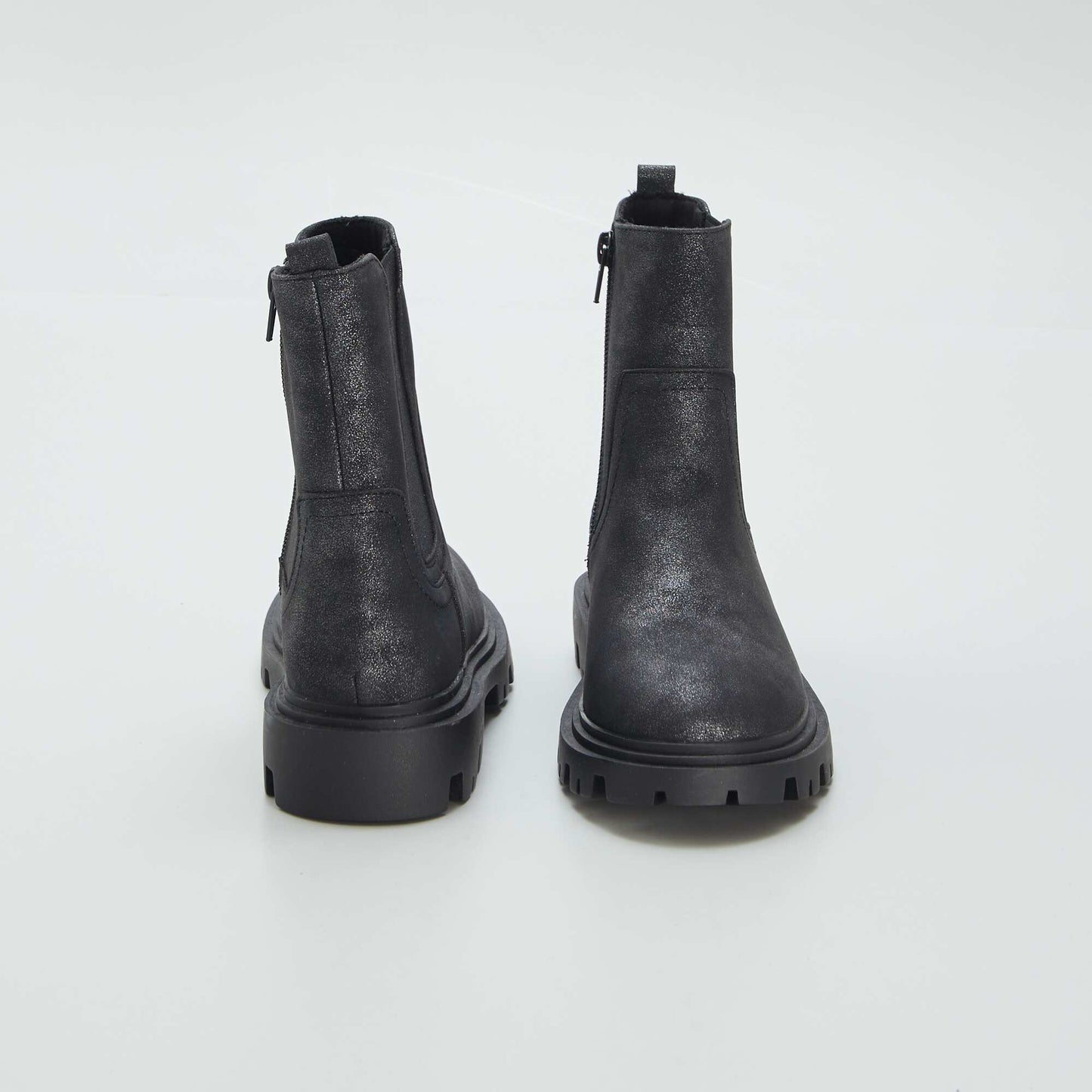 Boots chelsea semelle crant e noir