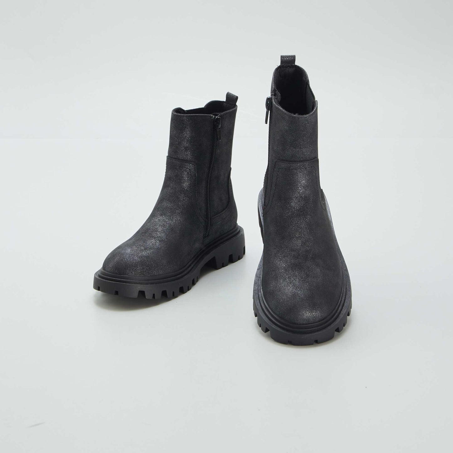 Boots chelsea semelle crant e noir