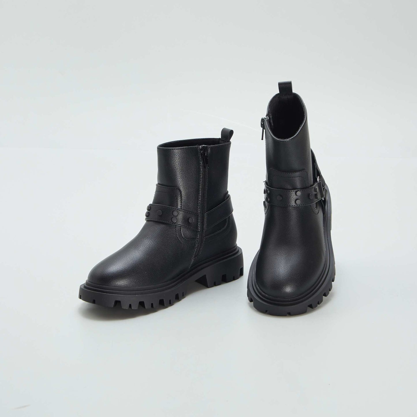 Bottes en simili noir