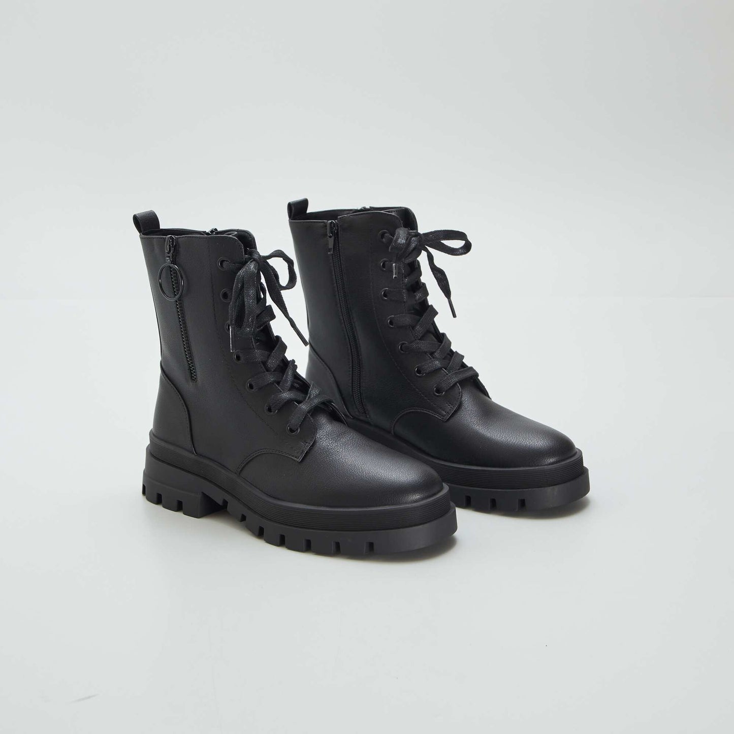 Boots type rangers Noir