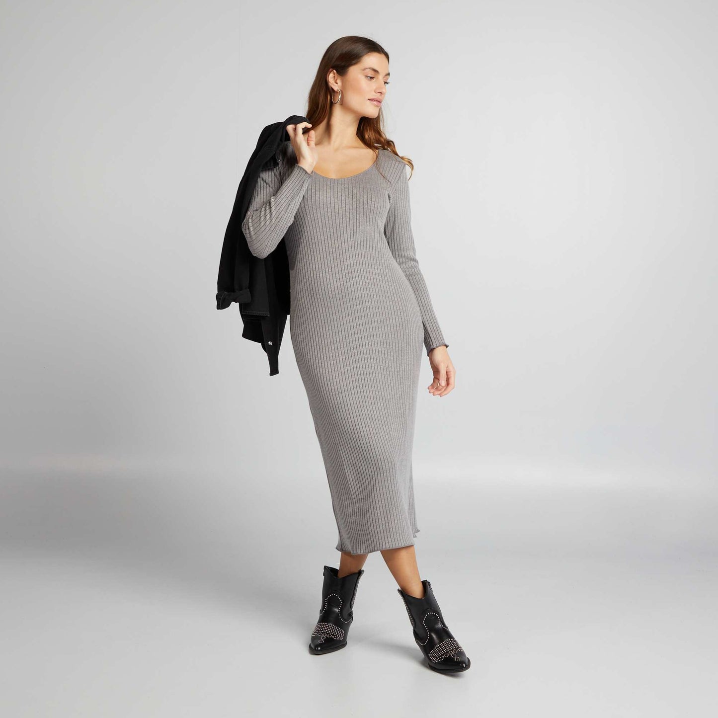 Robe longue en maille c tel e Gris