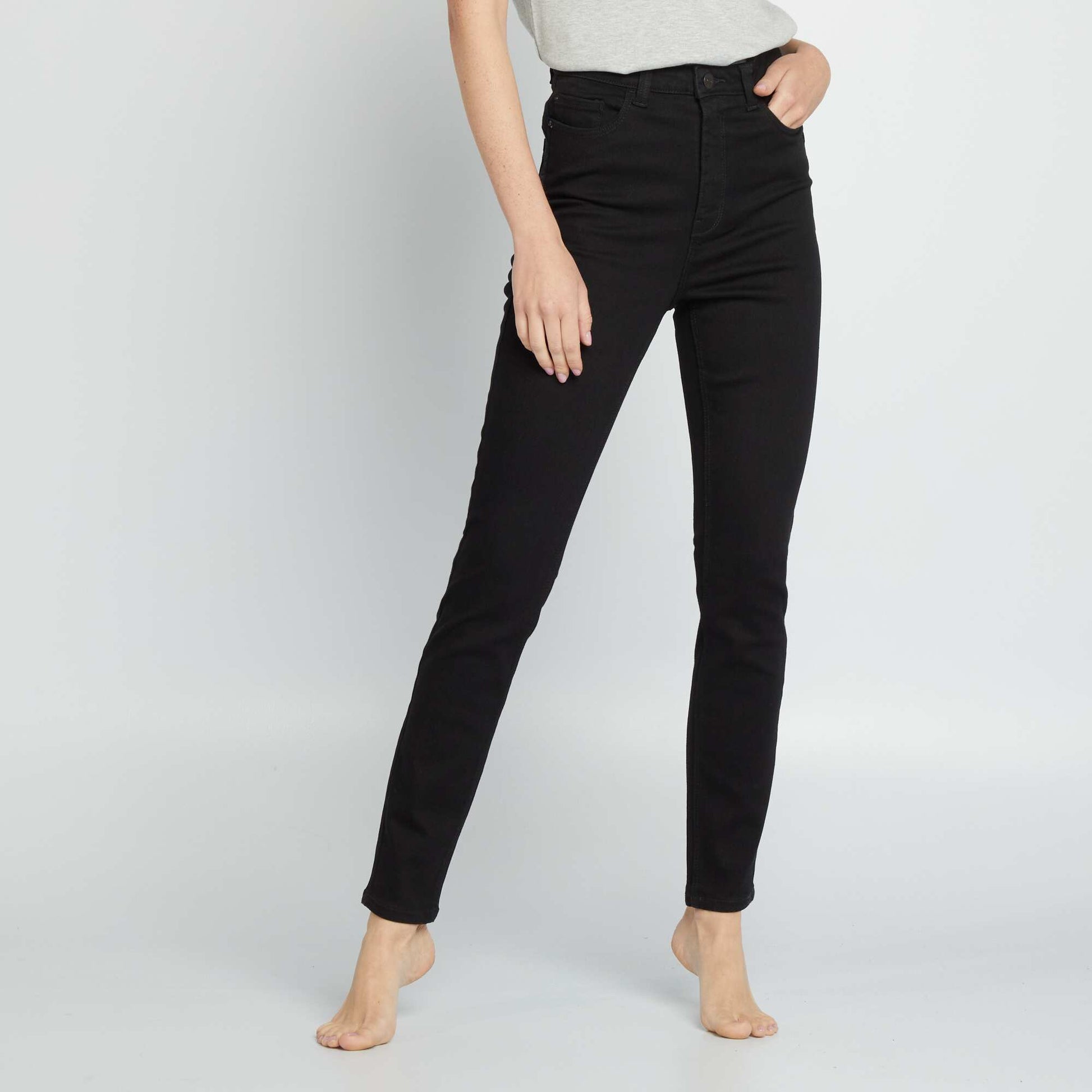 Jean skinny à taille haute - L28 NOIR