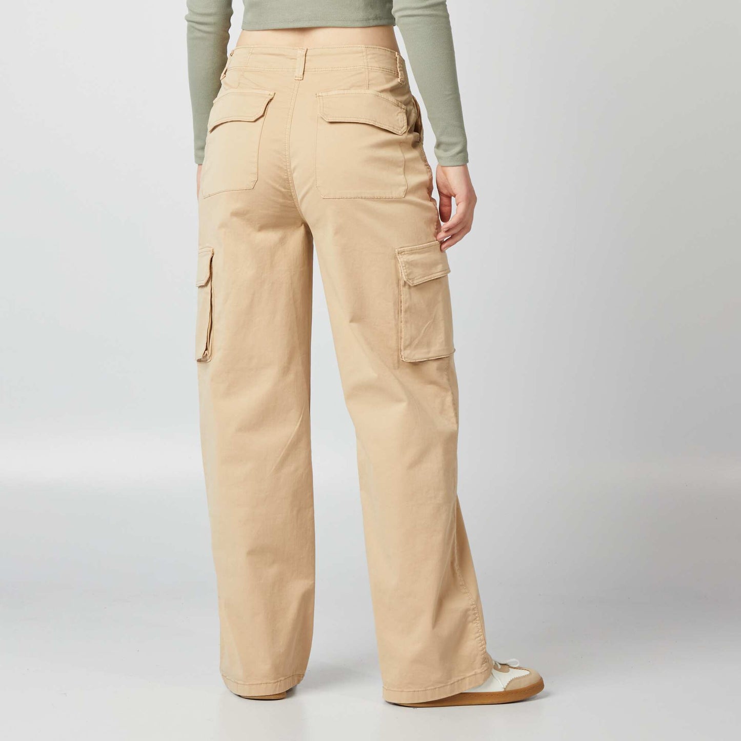 Pantalon large avec poches sur les c t s Beige