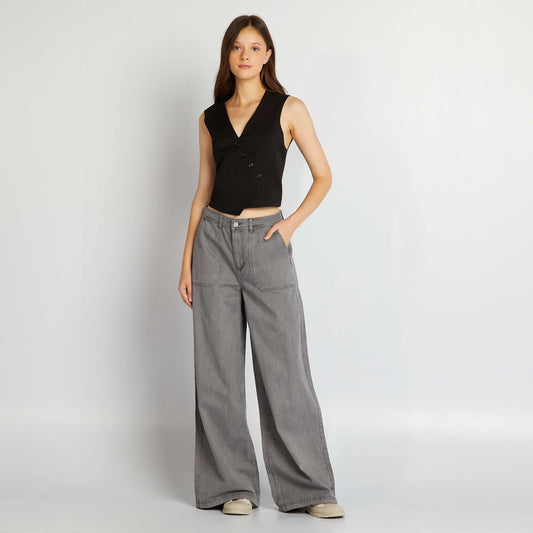 Pantalon large avec grandes poches Gris