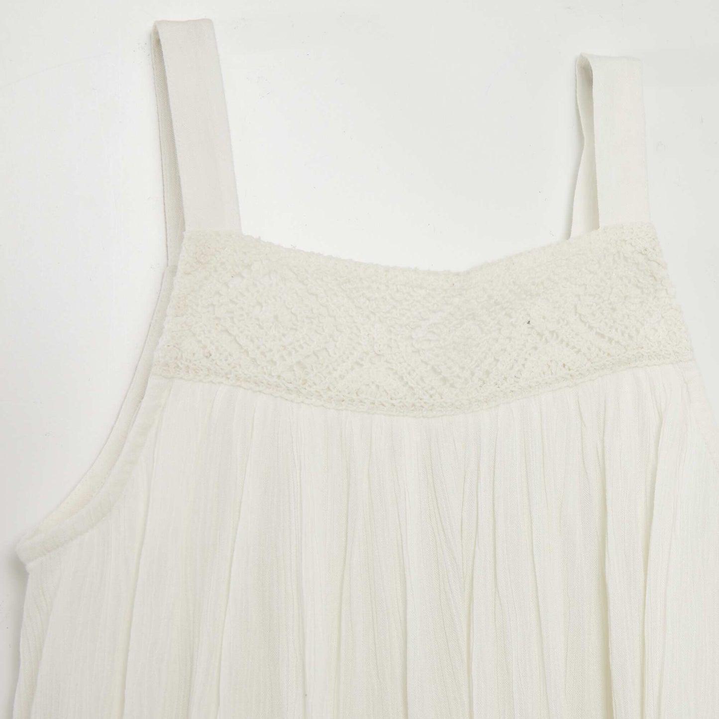 Robe fluide en cr pe blanc