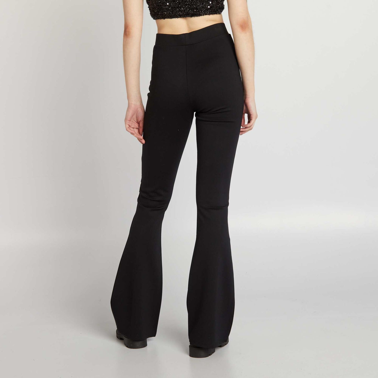 Pantalon flare/bootcut en mati re stretch noir