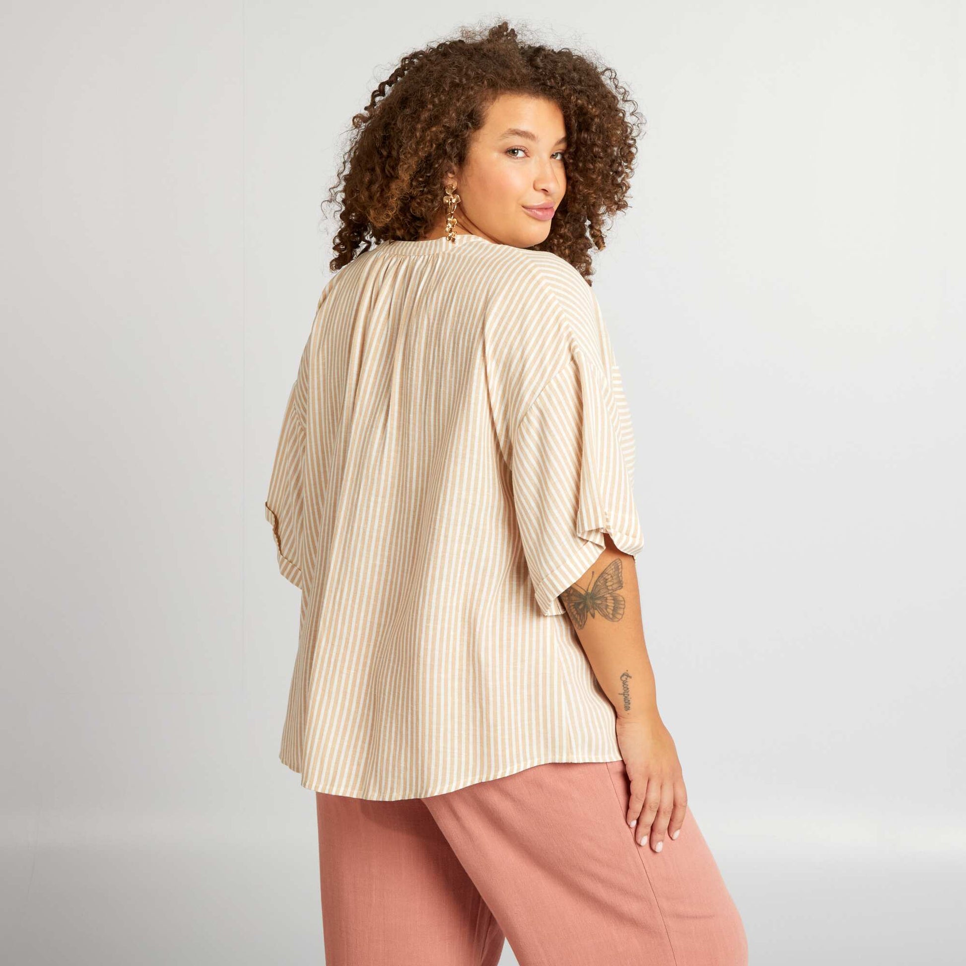 Blouse ample col V Beige