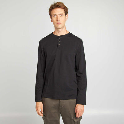 T-shirt col tunisien noir