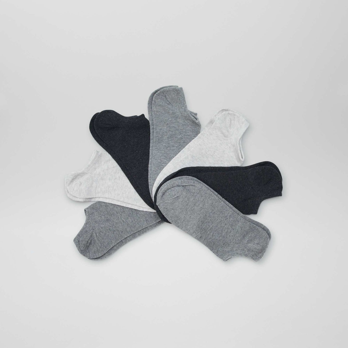 Lot de 4 paires de chaussettes invisibles gris