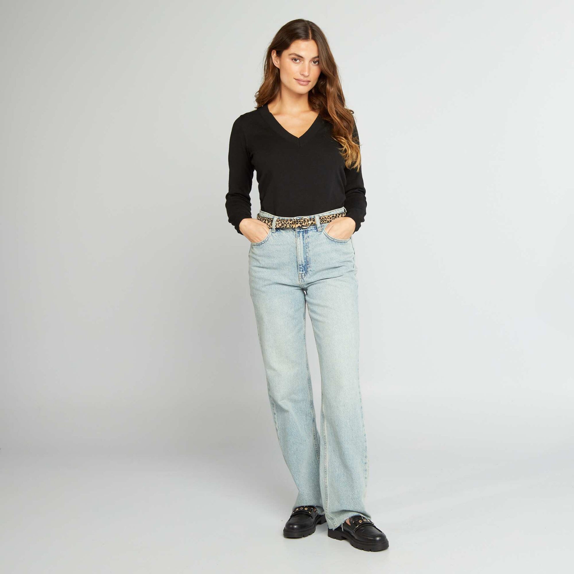 Pull manches longues col V noir