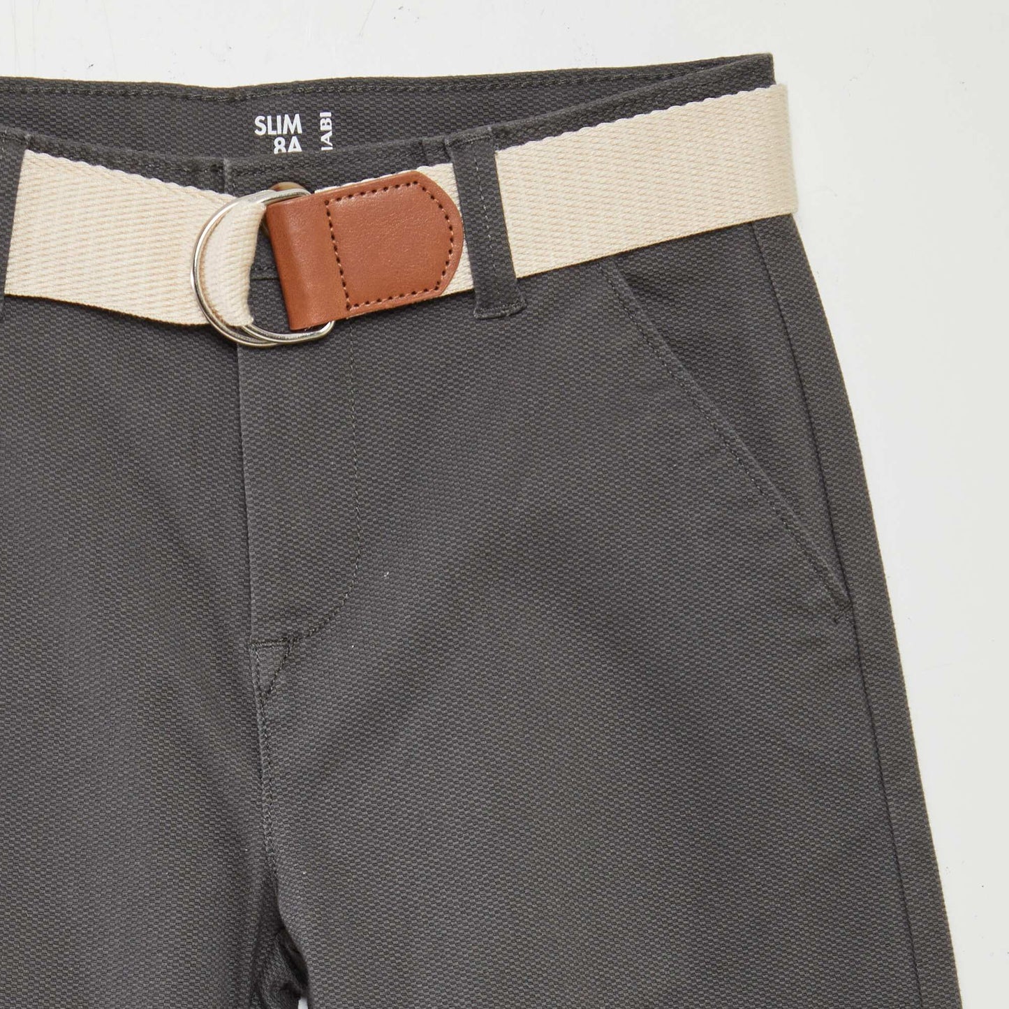 Pantalon chino en twill avec ceinture Gris