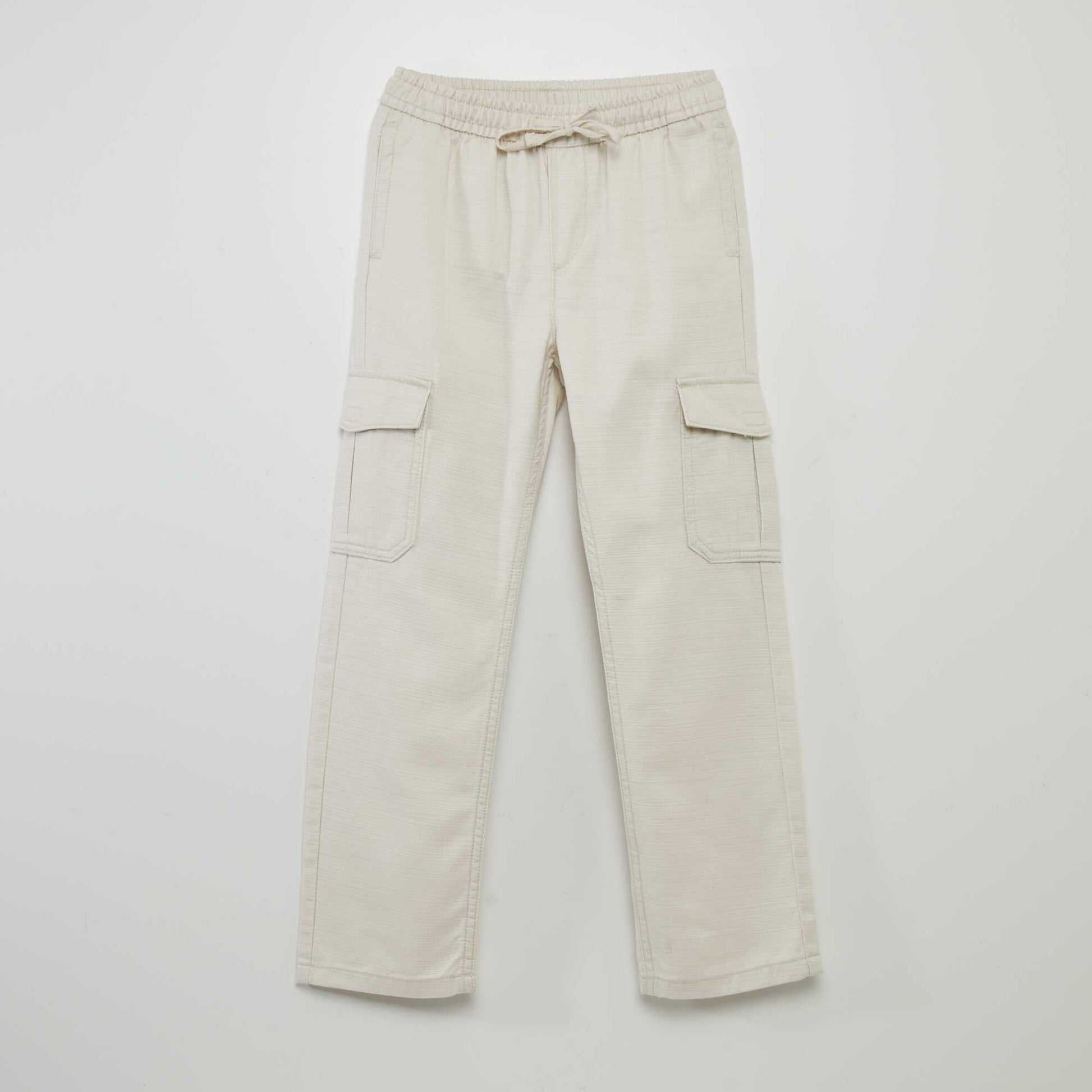 Pantalon avec poches rabat gris lune