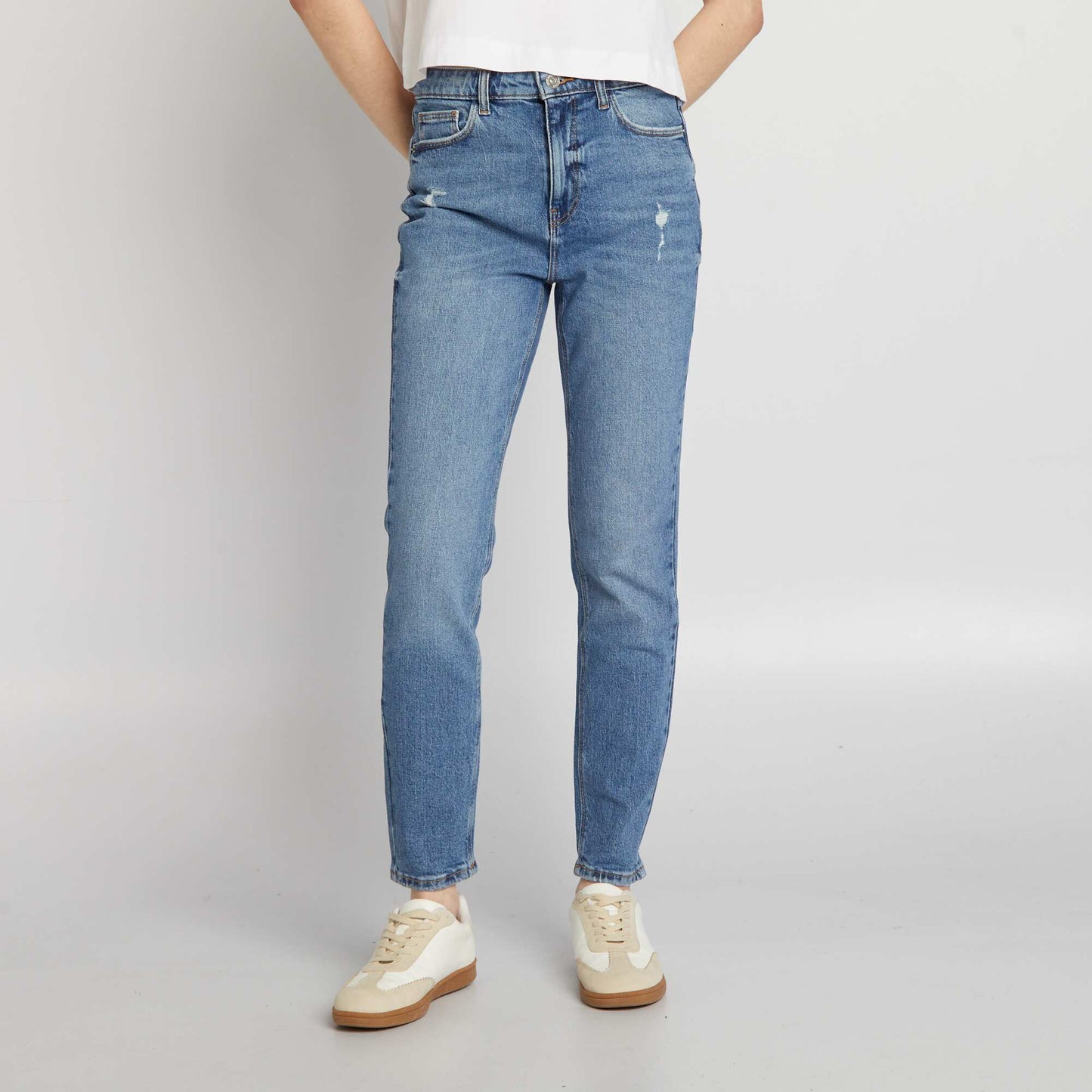 Jean slim taille haute avec abrasions Stone