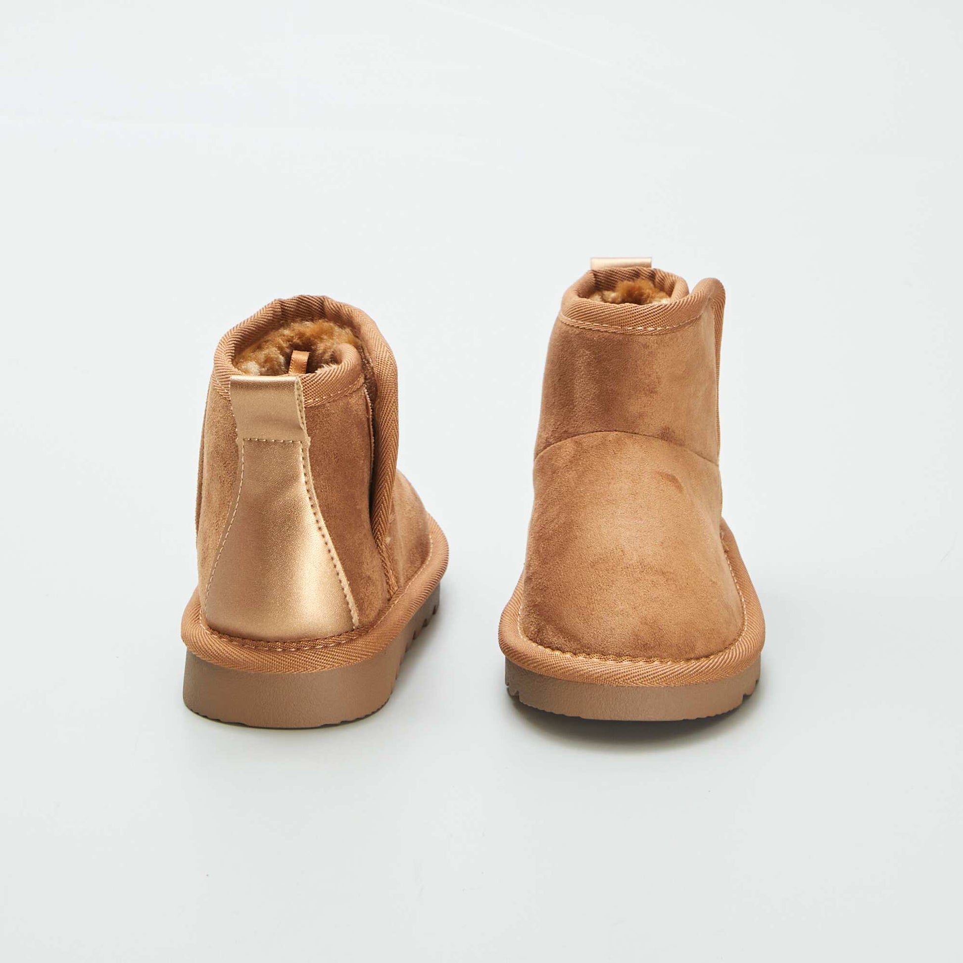 Bottines en su dine fourr es Camel