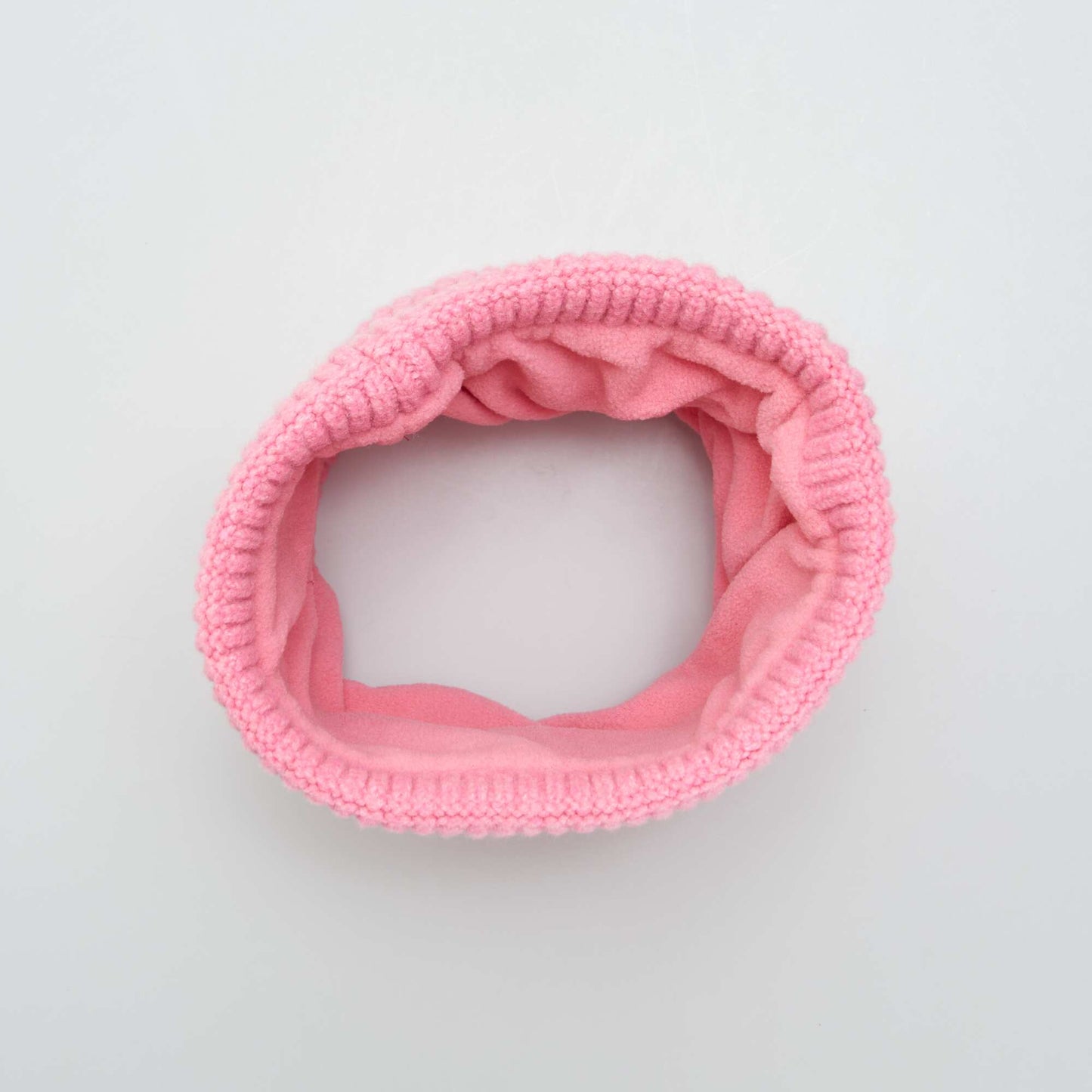 Snood uni en maille tricot rose