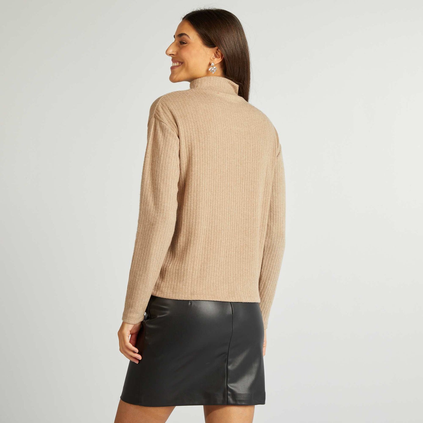 Tee-shirt col montant Beige