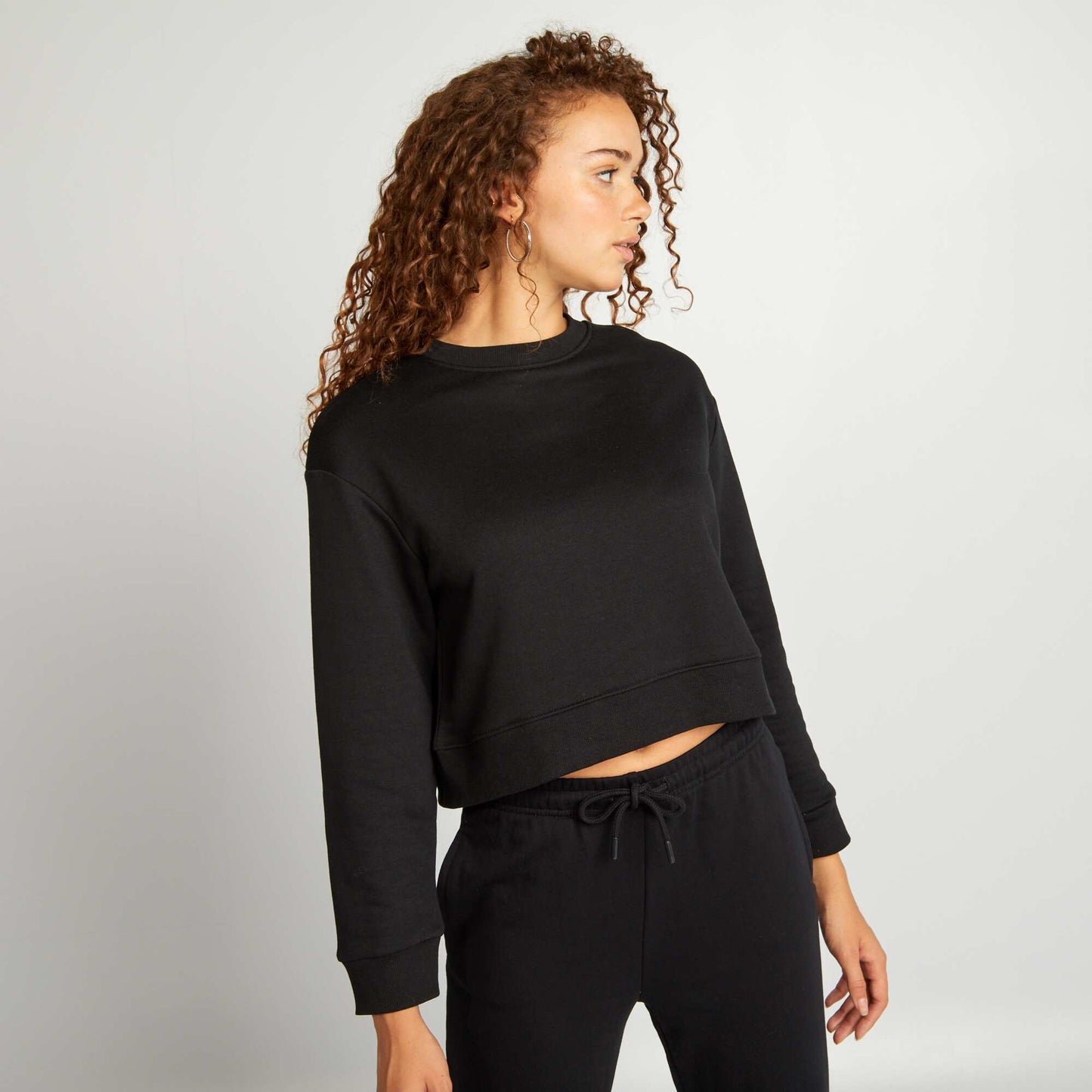 Sweat cropped   col rond noir