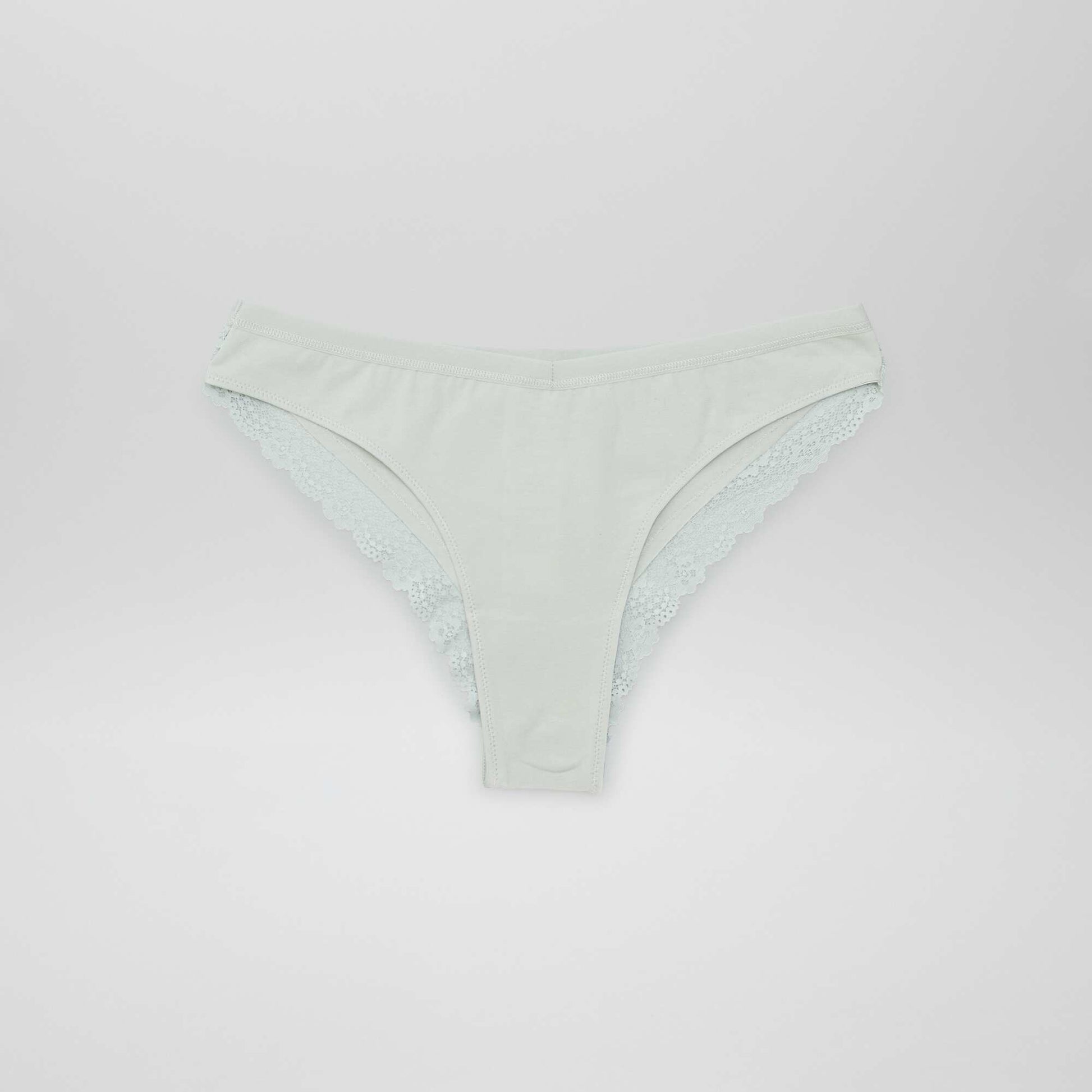 BWC83_2_ZC5