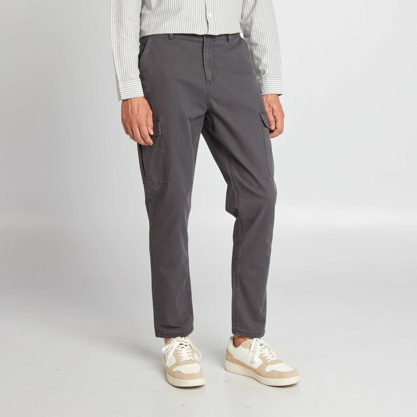 Pantalon multipoche slim gris fonc