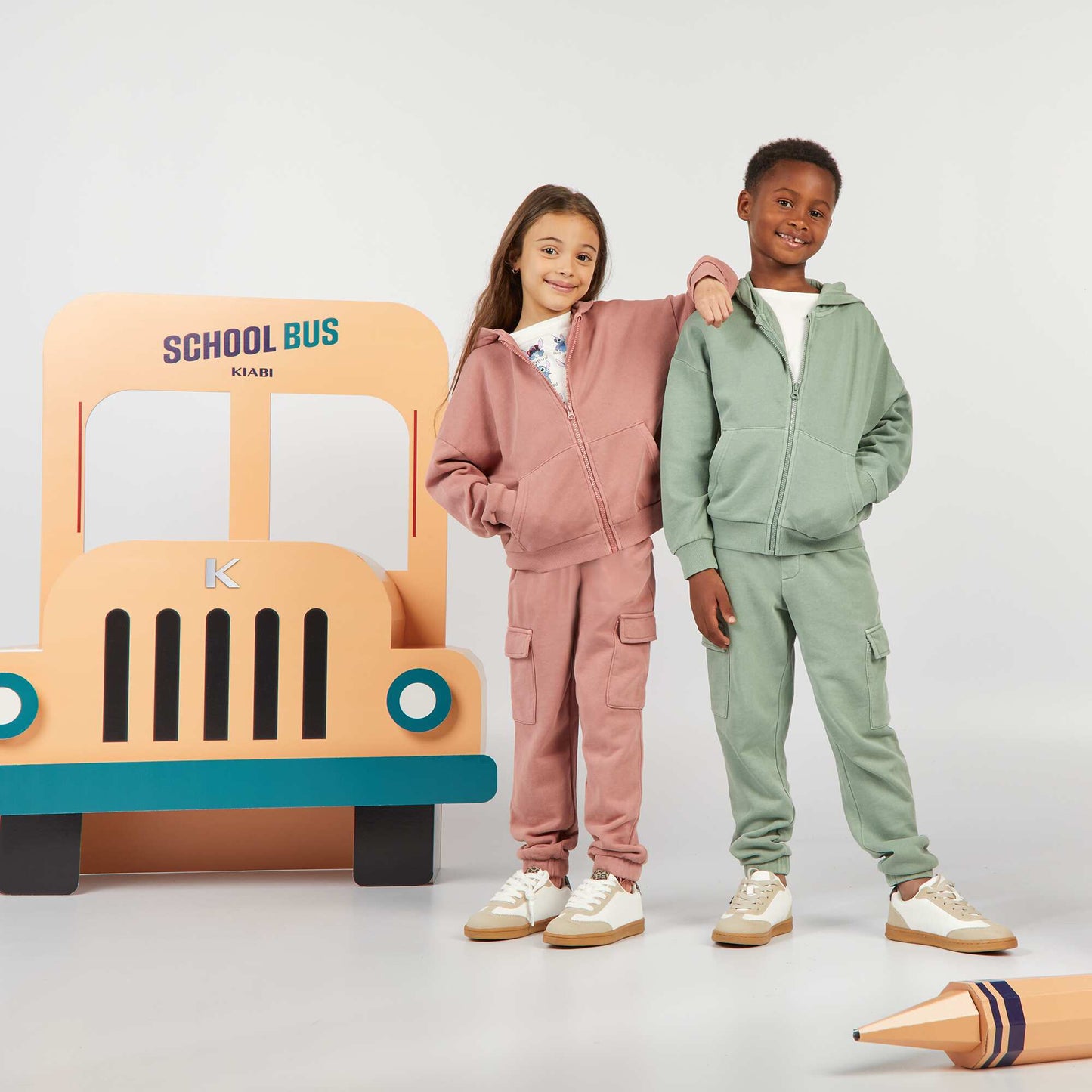 Pantalon en molleton avec poches VERT