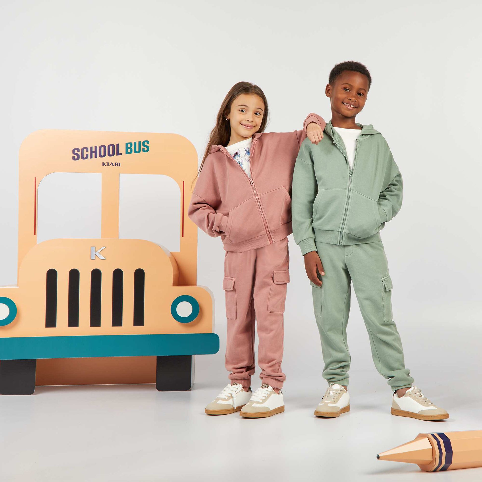 Pantalon en molleton avec poches VERT