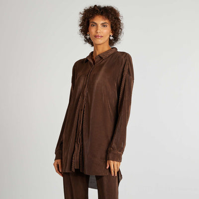 Chemise longue en maille pliss e Marron