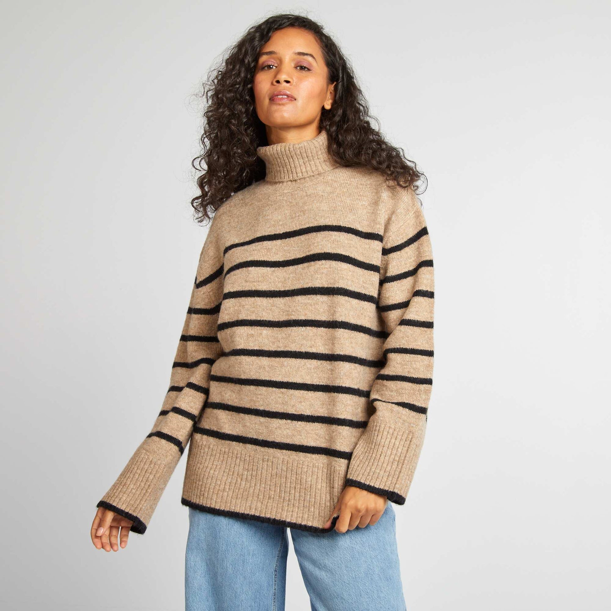 Pull en maille col montant Beige/noir