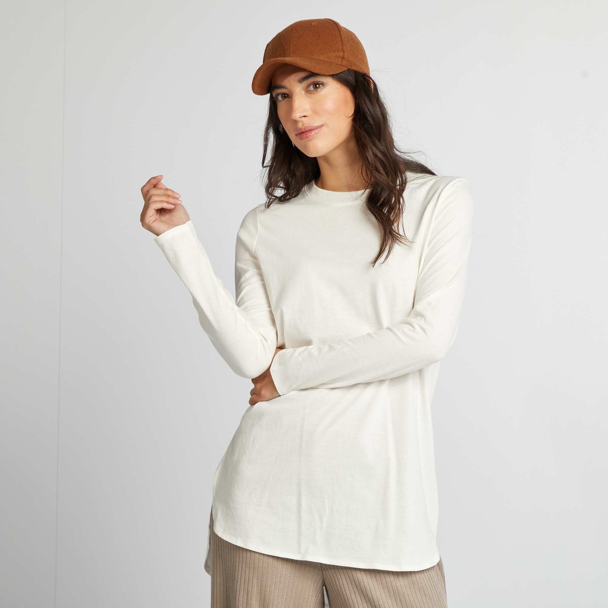 T-shirt manches longues forme rallong e Blanc