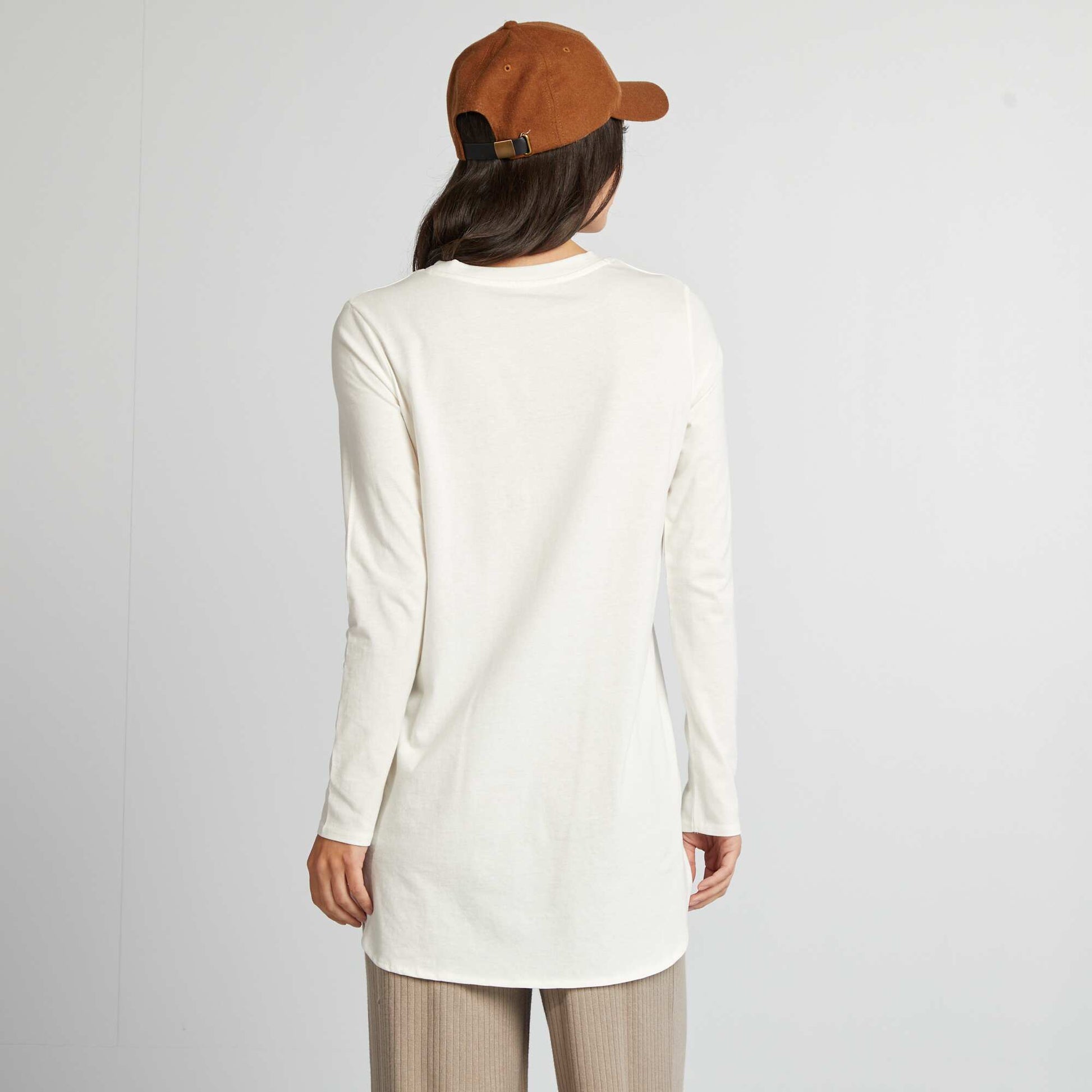 T-shirt manches longues forme rallong e Blanc