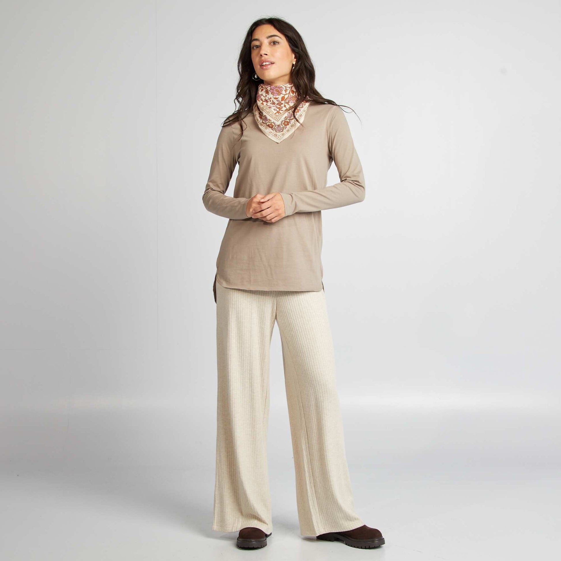 T-shirt manches longues forme rallong e Marron