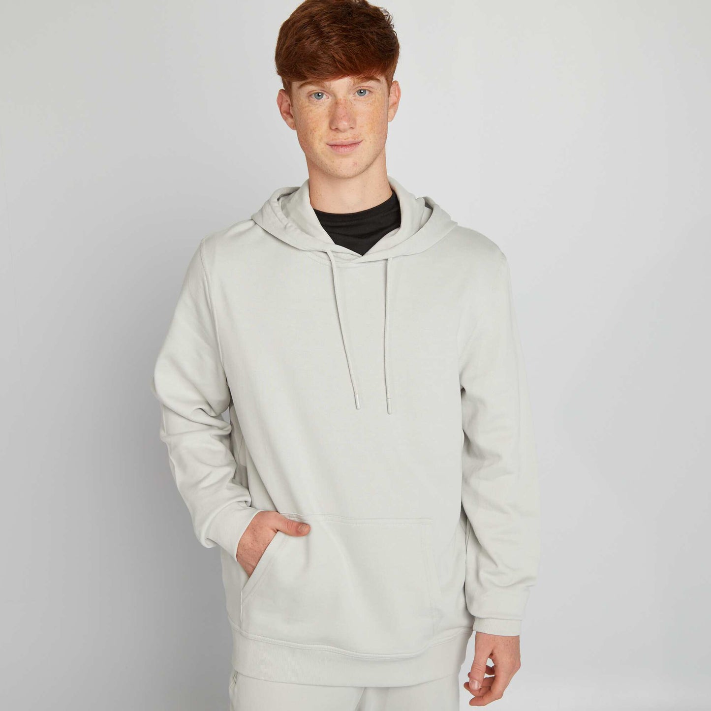 Sweat   capuche en molleton l ger gris clair