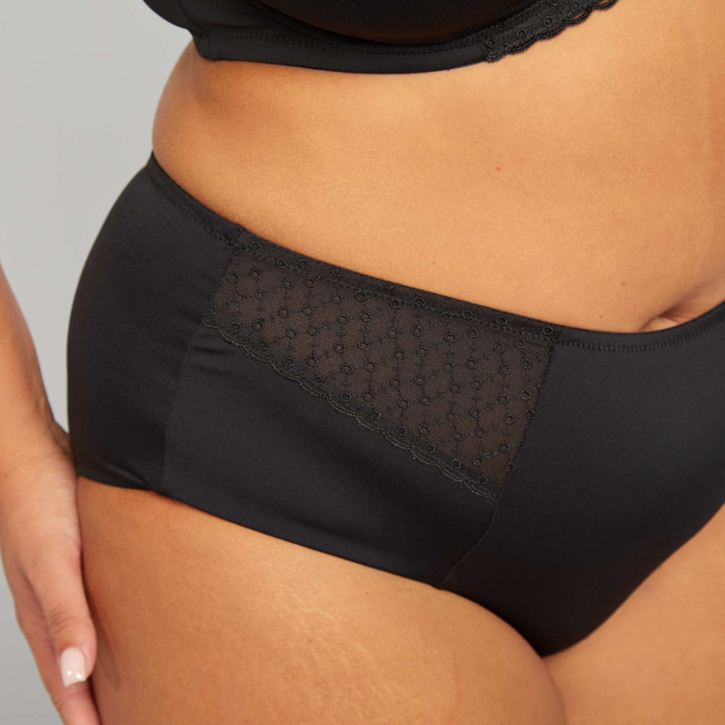 Culotte microfibre et tulle noir