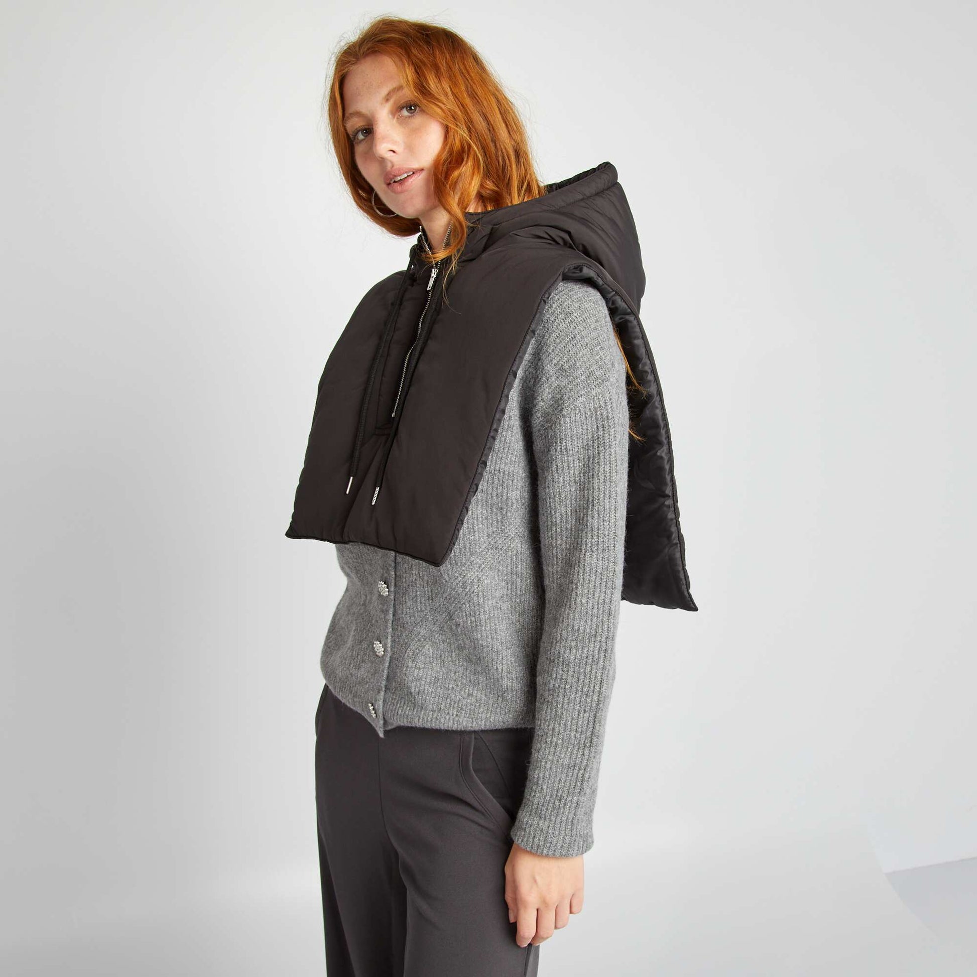 Doudoune plastron capuche Noir
