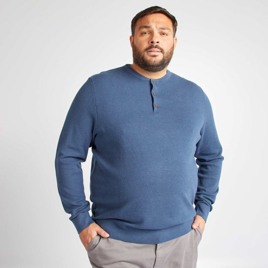 Pull en maille avec col boutonné bleu foncé