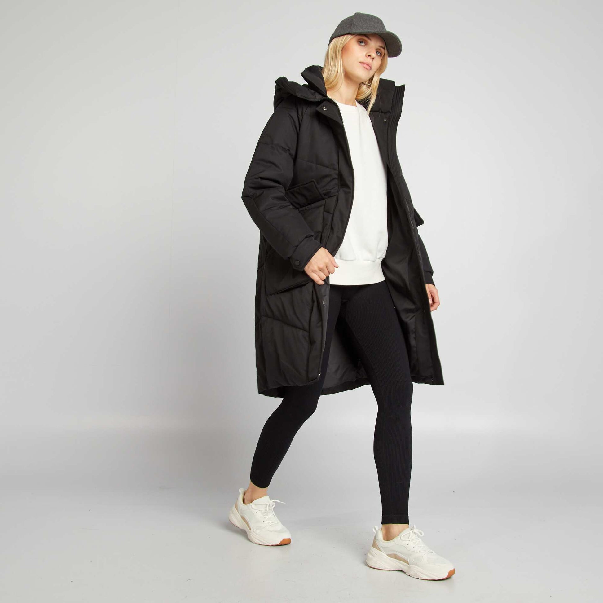 Doudoune mi-longue capuche noir